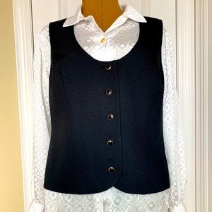 Ladies One of a Kind Vest NWOT